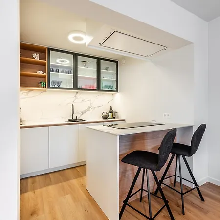 Apartment In Near The Sea, Cleaning Included